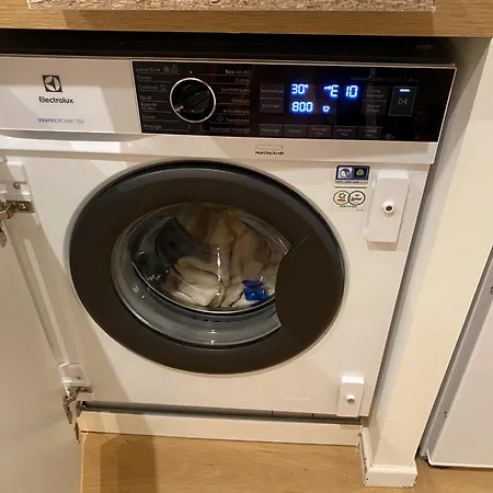 Enormous Charm T2 Historic Center Laundry Fiber *